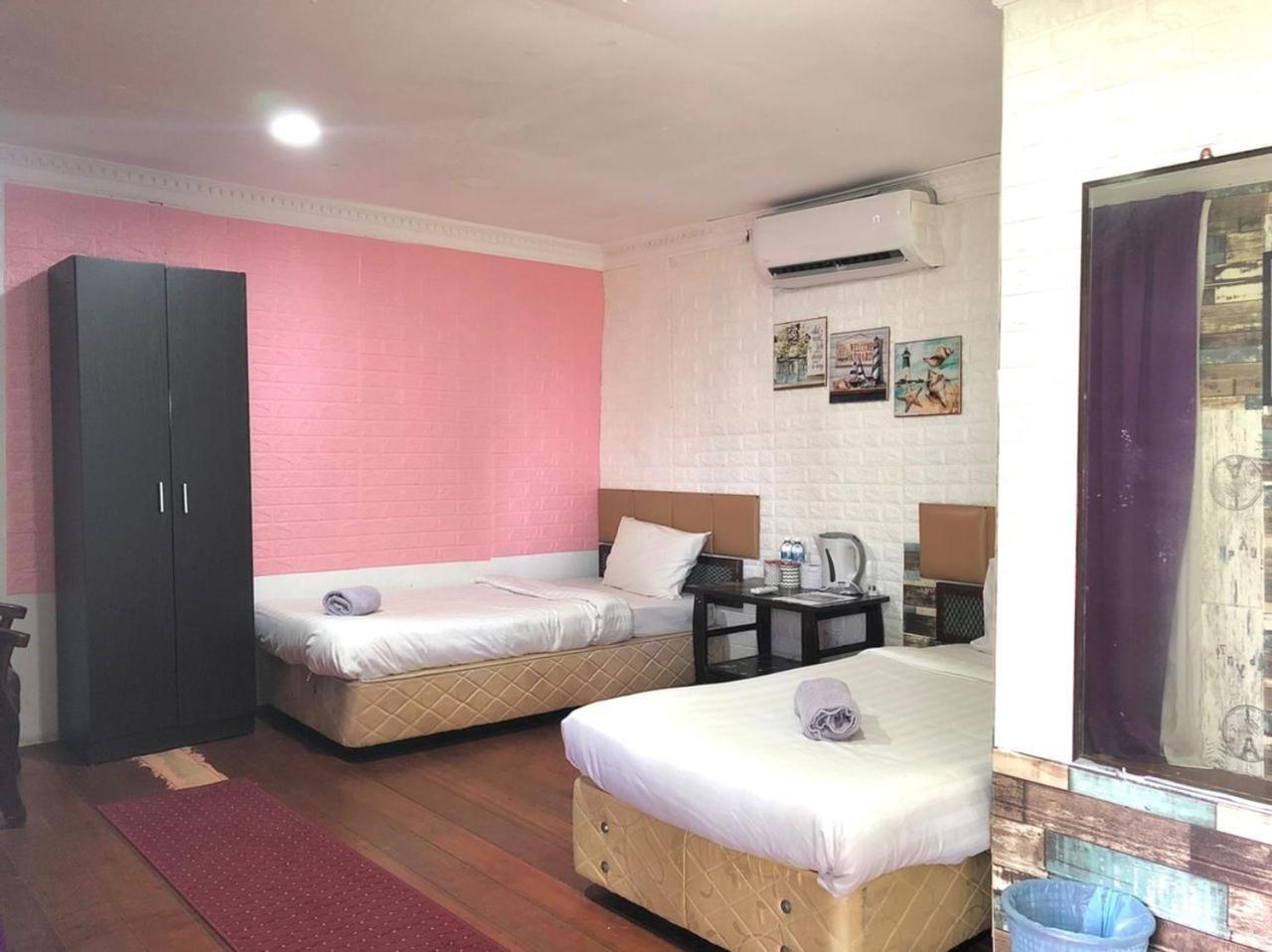 Green Town Hotel & Resort พอร์ตดิ๊กสัน ภายนอก รูปภาพ