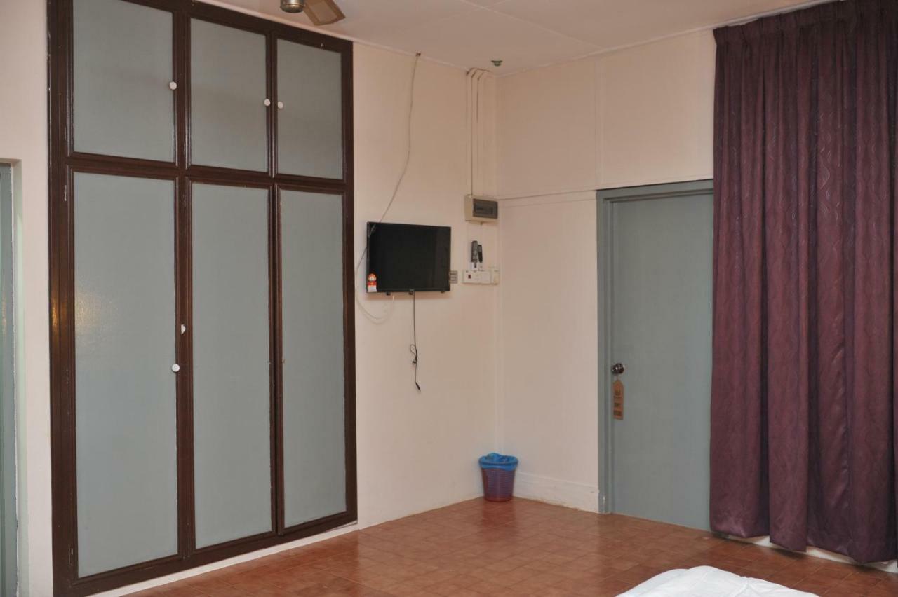 Green Town Hotel & Resort พอร์ตดิ๊กสัน ภายนอก รูปภาพ