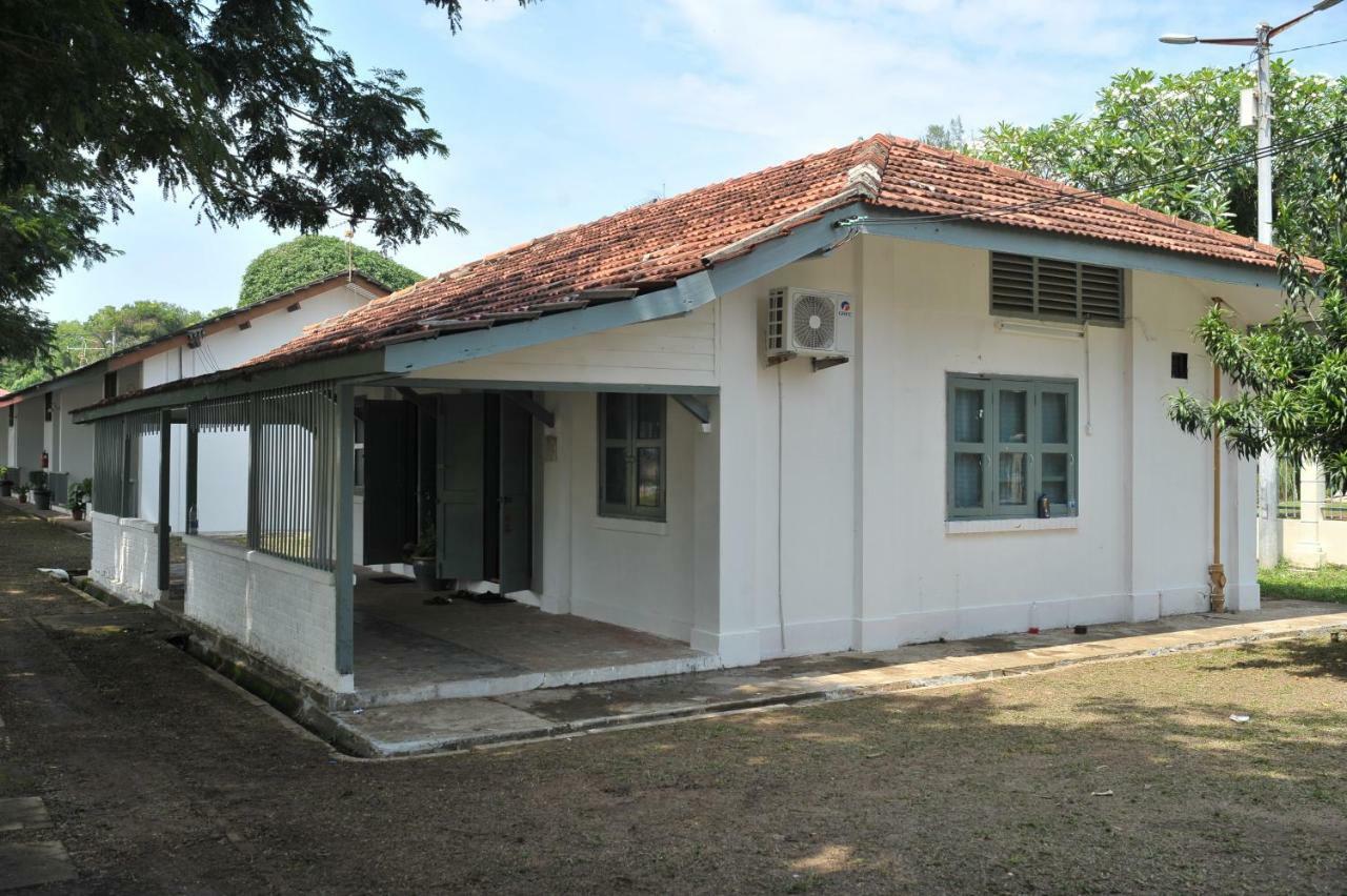 Green Town Hotel & Resort พอร์ตดิ๊กสัน ภายนอก รูปภาพ