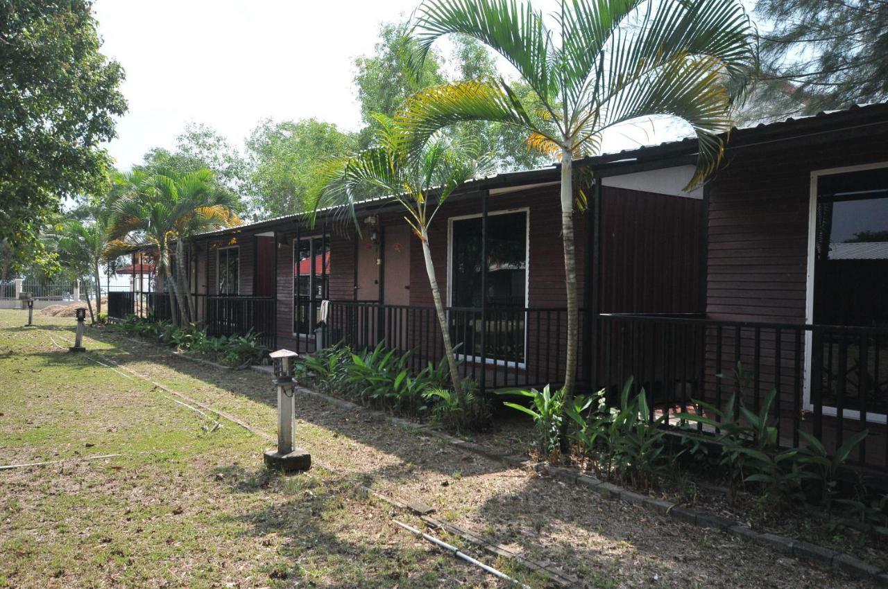 Green Town Hotel & Resort พอร์ตดิ๊กสัน ภายนอก รูปภาพ